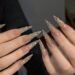 Cat eye nails